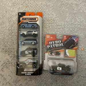 Set of police vehicles 5 pack and 2 cars
